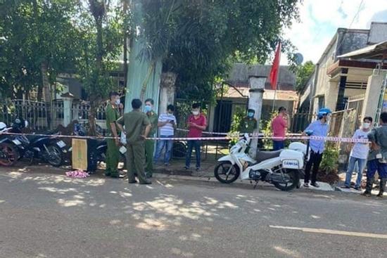 Thanh Hóa: Cháu đi học về phát hiện bà nằm chết với vết cắt ở cổ