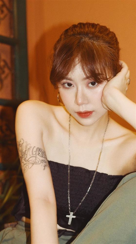 Người yêu tin đồn của Mai Âm Nhạc chính là học trò Rhymastic?-5