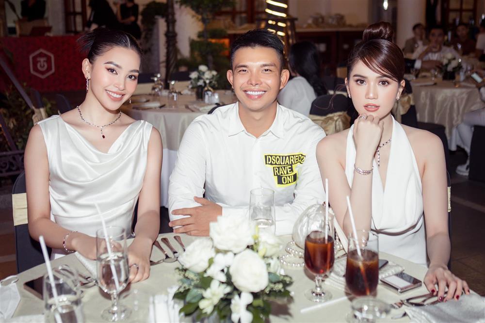 Kết đắng cho Ngọc Trinh khi gặp 2 hoa hậu đẹp nhất Vbiz-1