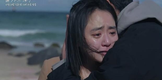 Sốc vẻ ngoài già nua của em gái quốc dân Hàn ở phim mới-5