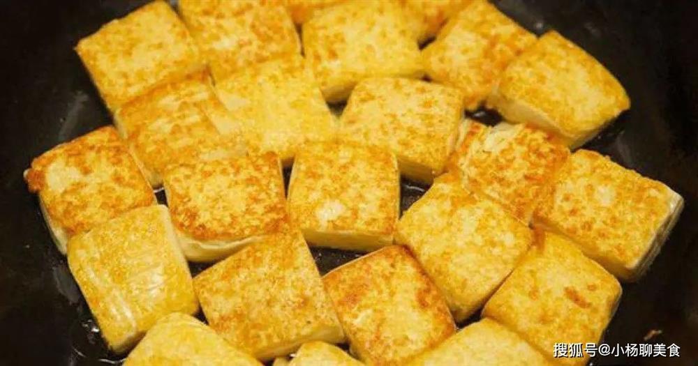 Rán đậu cho từ đầu hay chờ dầu nóng? Mẹo nhỏ không lo dính chảo-3