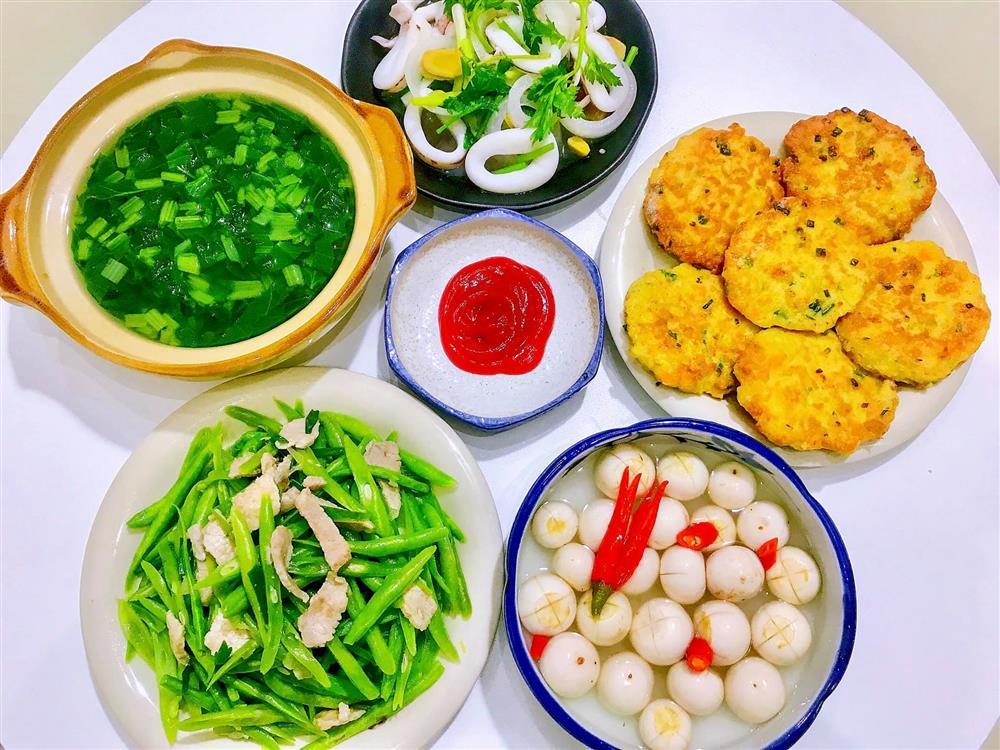 Vợ siêu nhân nấu cơm 1 tuần 7 mâm không lặp món ngày nào-5