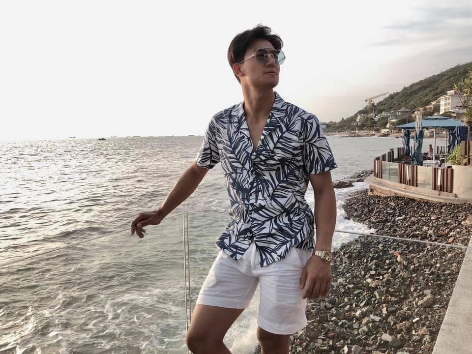 Diễn viên Hiếu Nguyễn đang hot rần rần: Cận cảnh ngoại hình-12