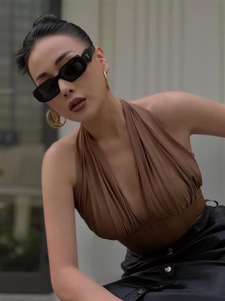 Phương Oanh thử style môi thâm: khi cá tính, khi như thẩm mỹ hỏng-4