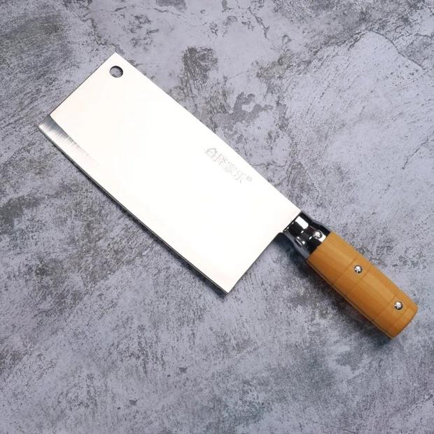 2 lỗ tròn trên thân dao mà 90% người dùng không hề biết công dụng-2