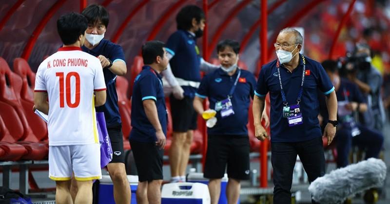 Kết thúc hành trình AFF Cup, tuyển Việt Nam chưa thể về nước-1