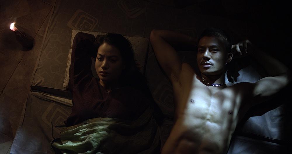 Những lần đóng cảnh nóng táo bạo của diễn viên Hiếu Nguyễn-4