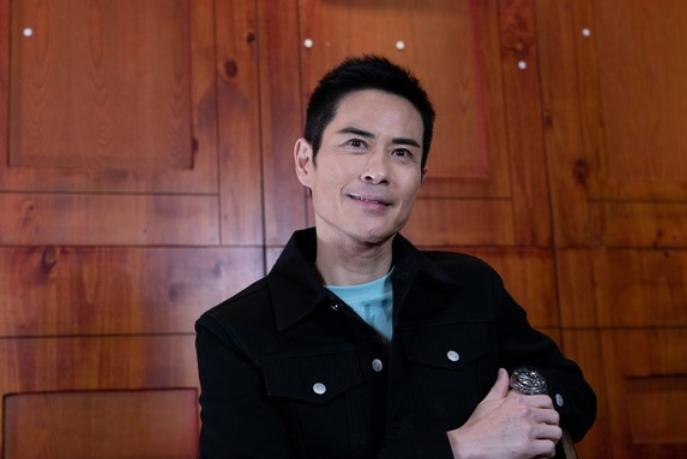 Trịnh Gia Dĩnh: Vợ tôi đẹp nhất lịch sử Hoa hậu Hong Kong-1