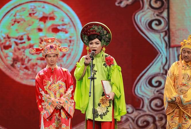 Vợ NSND Công Lý ngầm khẳng định chồng tham gia Táo Quân 2022-2