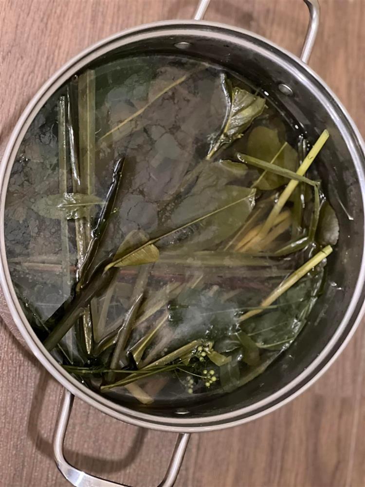 BTV Quang Minh bị vợ con xa lánh khi tiếp xúc F0-4