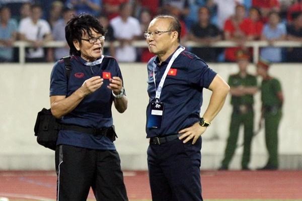 Trợ thủ đắc lực của ông Park viết đơn xin rời tuyển Việt Nam-2