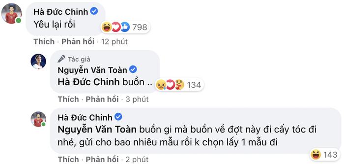 Đức Chinh khuyên Văn Toàn cấy tóc khi dừng bước tại AFF Cup 2020-1
