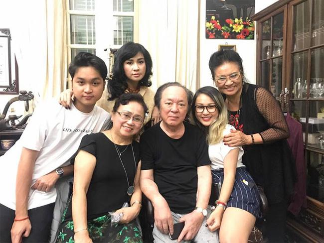 Thanh Lam cho thấy tình nghĩa với gia đình chồng cũ