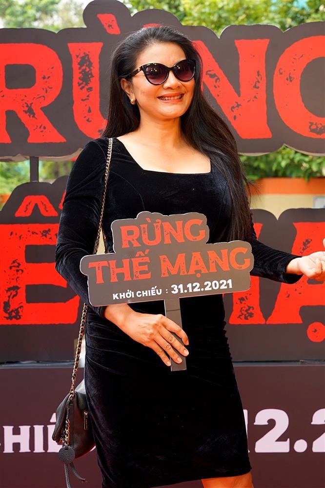 Lan Ngọc, Nhã Phương háo hức đi xem phim sinh tồn đầu tiên của Việt Nam-6