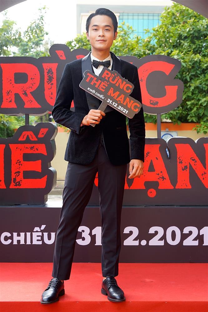 Lan Ngọc, Nhã Phương háo hức đi xem phim sinh tồn đầu tiên của Việt Nam-11