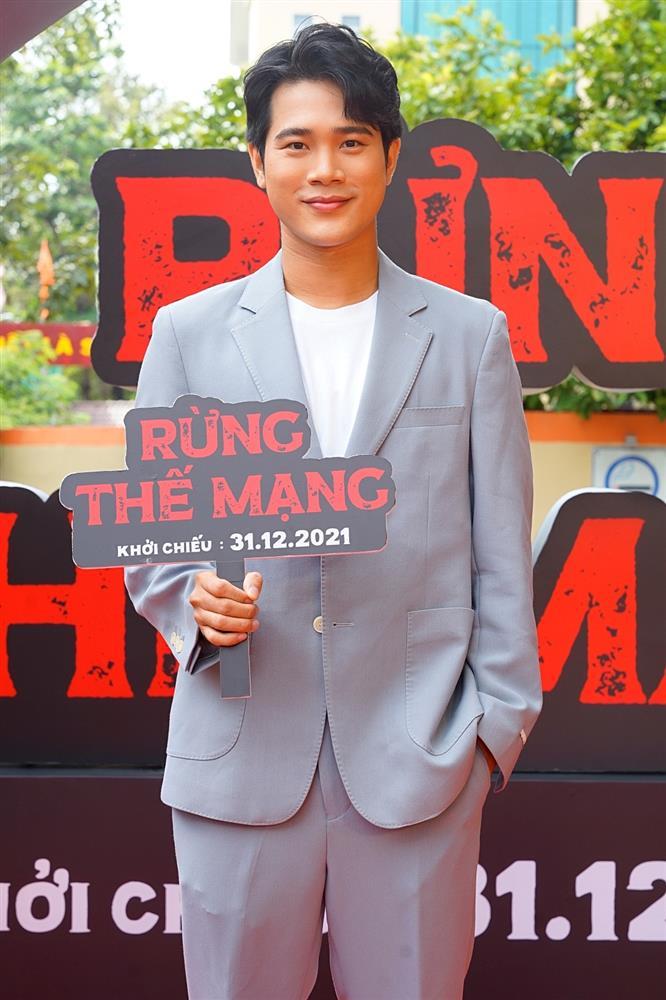 Lan Ngọc, Nhã Phương háo hức đi xem phim sinh tồn đầu tiên của Việt Nam-10