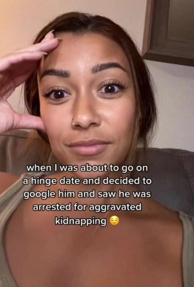 Hẹn hò bạn trai qua mạng, cô gái điếng người với thông tin trên Google-2