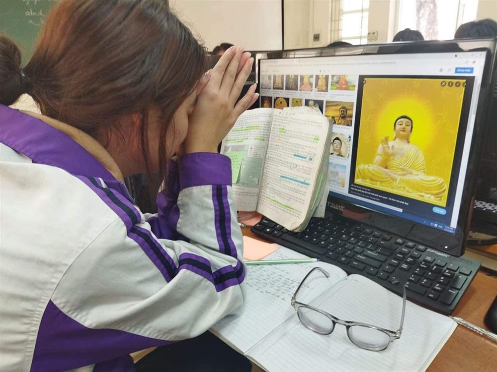 Cười ná thở mâm ngũ quả của cô cậu học trò thích chơi hệ tâm linh-2