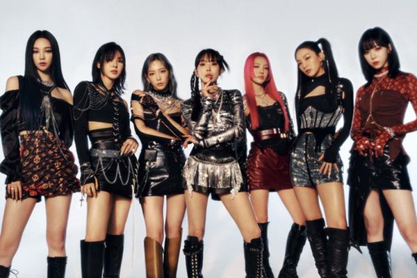 Netizen bức xúc khi siêu tân binh nữ nhà SM bị nhét cho một ca khúc dở ói-5