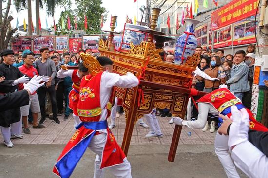 Hà Nội cho phép tổ chức lễ hội Tết Nguyên đán dù F0 liên tục 