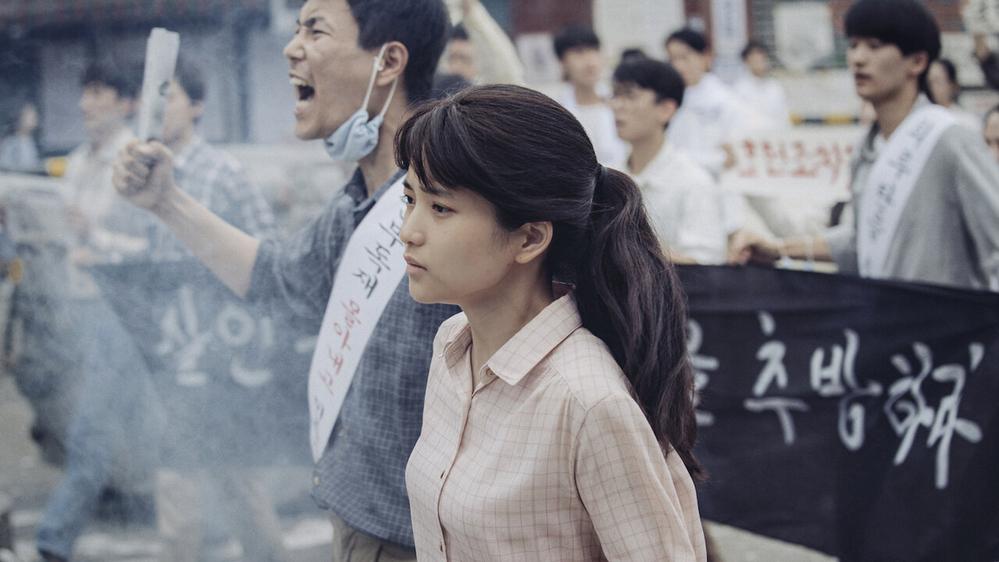 4 phim Hàn cùng bối cảnh như Snowdrop lại được khen hết lời-8