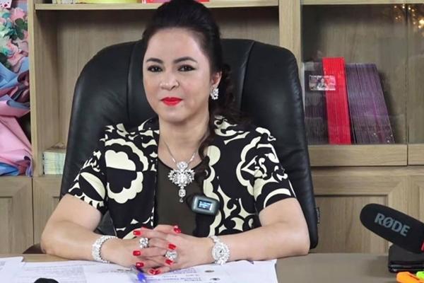 Dọa phát tán ảnh nóng nếu bạn gái không đến nhà nghỉ đưa 9 triệu-3