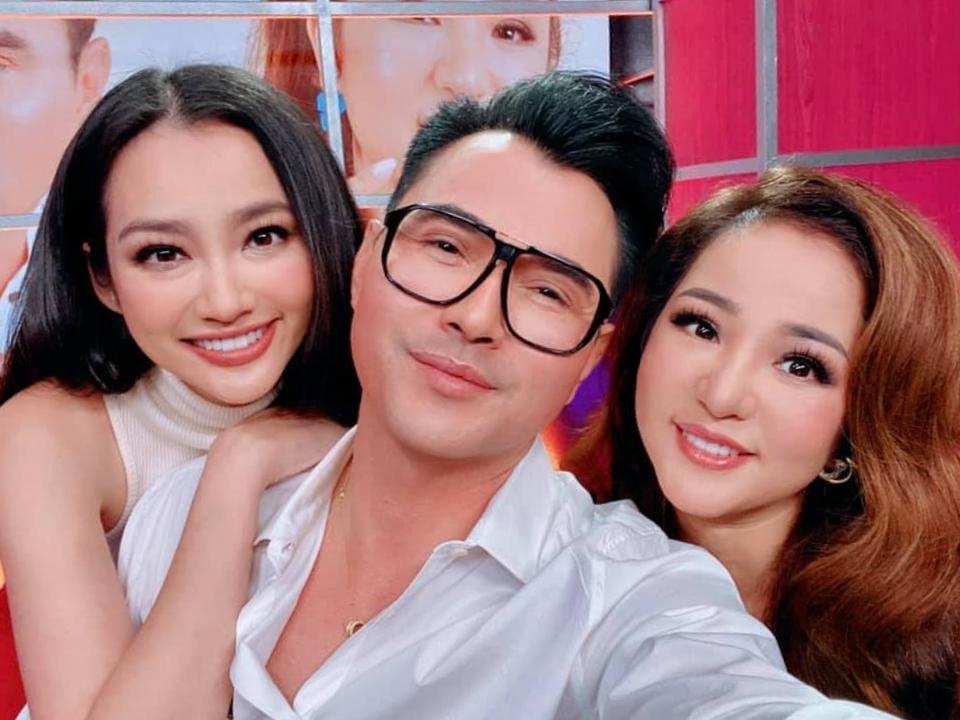 Trúc Diễm vừa học vừa hoạt động nghệ thuật. Hiện tại, cô dẫn dắt talkshow Trò chuyện cùng Trúc Diễm cho một đài truyền hình người Việt. Người đẹp đã thực hiện show với nhiều nghệ sĩ: Minh Tuyết, Bằng Kiều, MC Nguyễn Cao Kỳ Duyên, Thúy Nga - Leon Vũ (ảnh)...