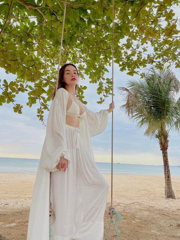 Xả vai mẹ bỉm, Hồ Ngọc Hà bị bóc mẽ photoshop ảnh lố tay-2