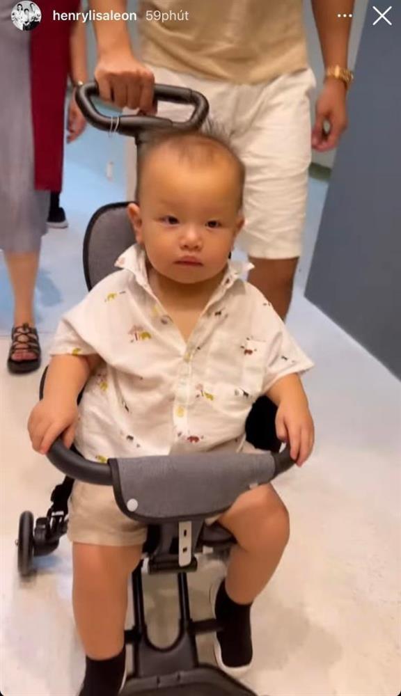 Xả vai mẹ bỉm, Hồ Ngọc Hà bị bóc mẽ photoshop ảnh lố tay-9