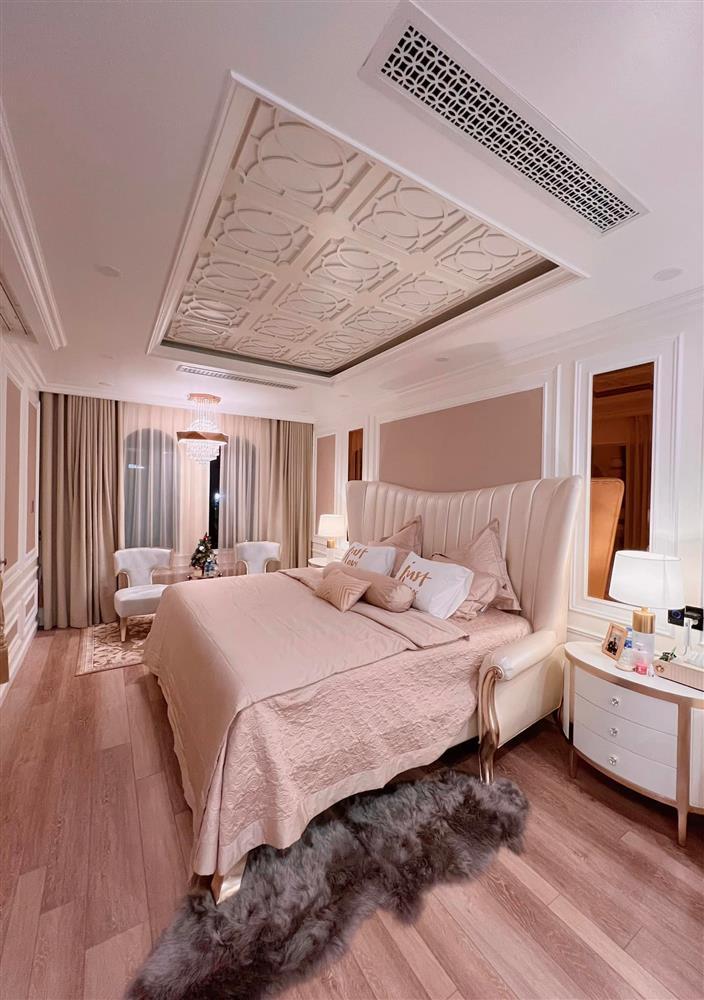 Lệ Quyên khoe view choáng ngợp trong biệt thự triệu đô-4