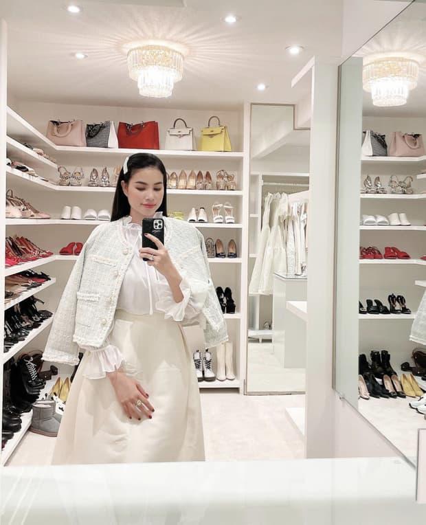 Ngày cuối năm, Phạm Hương diện bikini khoe body 2 con siêu cháy-8