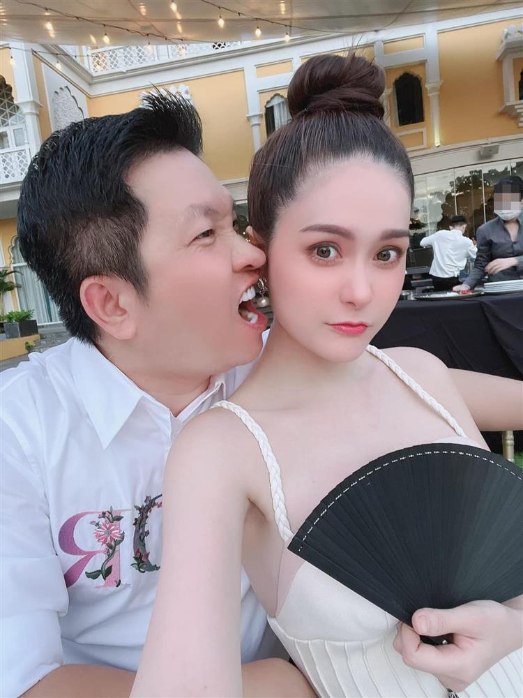 Đường đường là đại gia, ông xã Đoàn Di Băng sợ nóc nhà bỏ-3