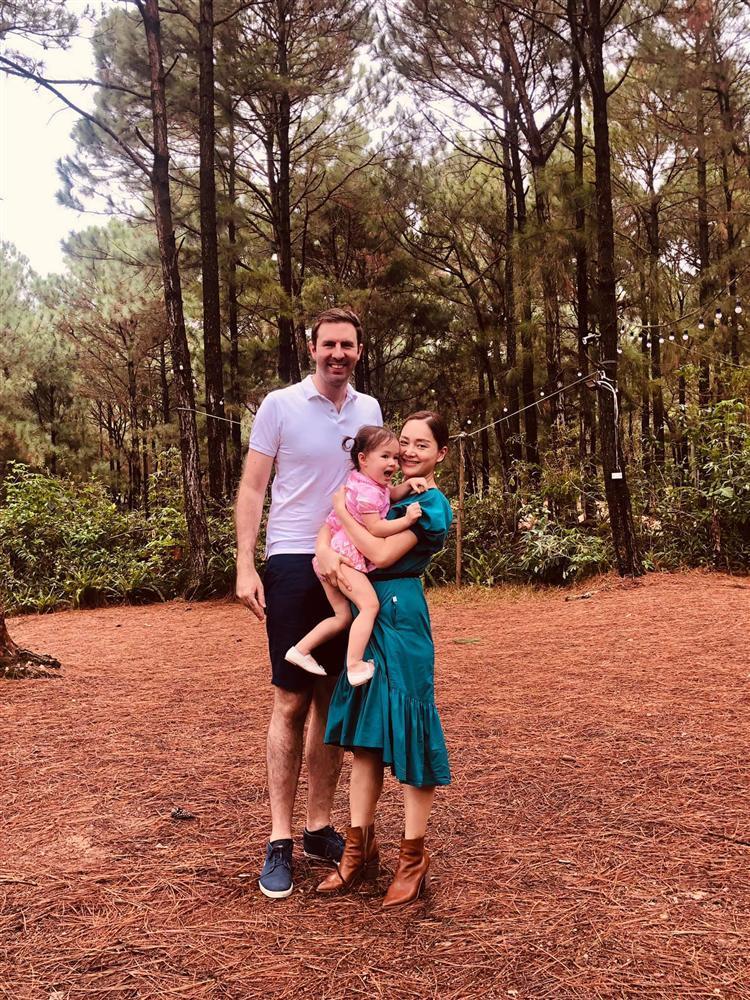 Lan Phương tình tứ chồng Tây ngại gì body đũa lệch-9