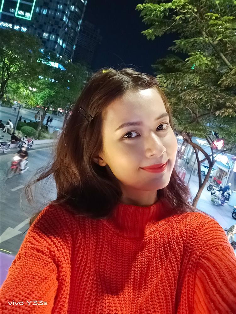 Check-in Sài thành đẹp lung linh về đêm với Vivo Y33s-5