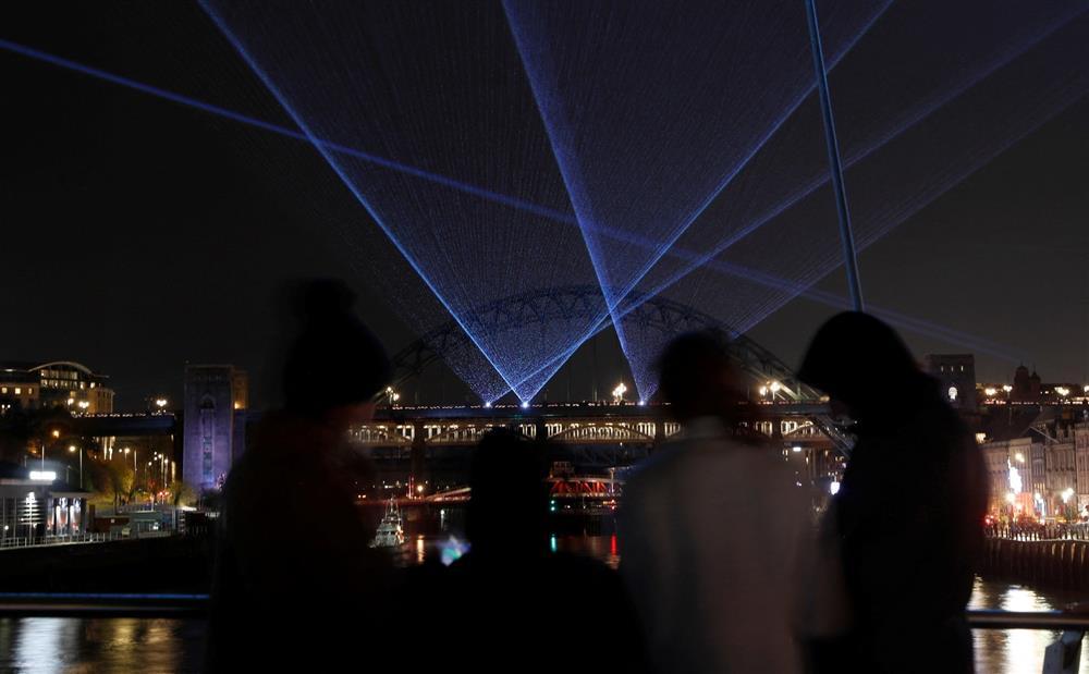 Hình ảnh thế giới đón năm mới 2022-6