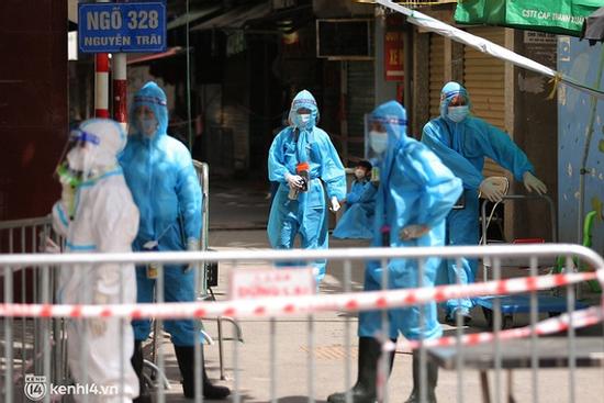 HỎA TỐC: Hà Nội vận động người dân có việc cần thiết mới ra ngoài dịp Tết