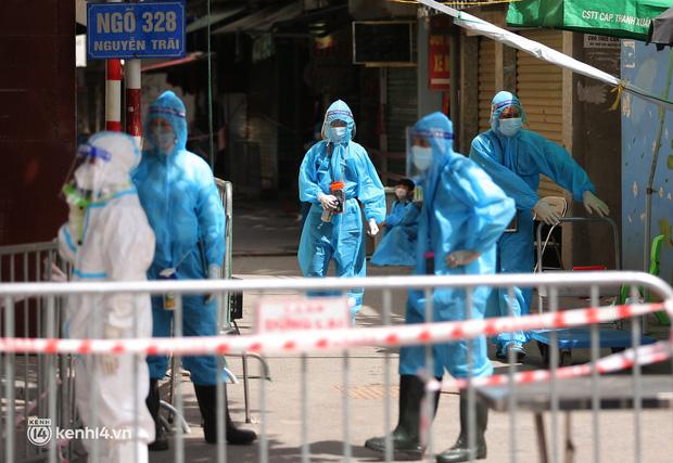 HỎA TỐC: Hà Nội vận động người dân có việc cần thiết mới ra ngoài dịp Tết-2