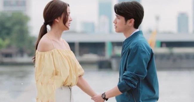 Nghe bồ nói chuyện điện thoại, chồng lập tức cua xe quay về bên vợ-2