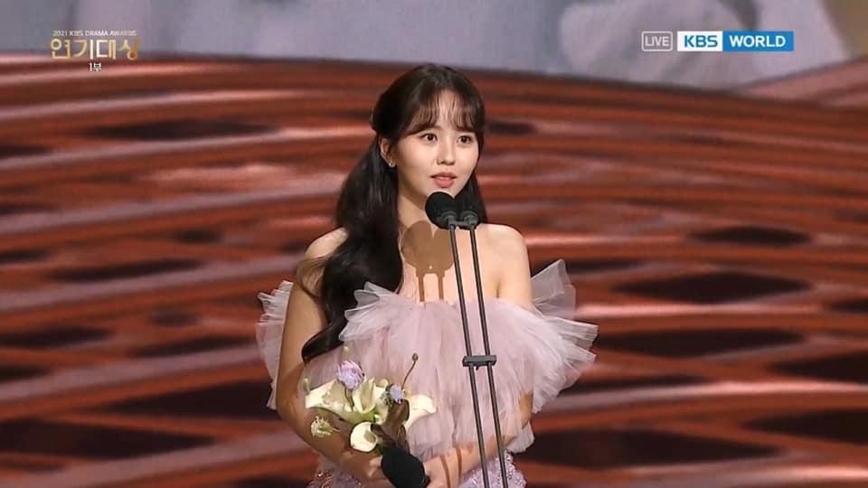 Cặp sao nhí Kim Yoo Jung - Kim So Hyun khoe visual xuất sắc-9