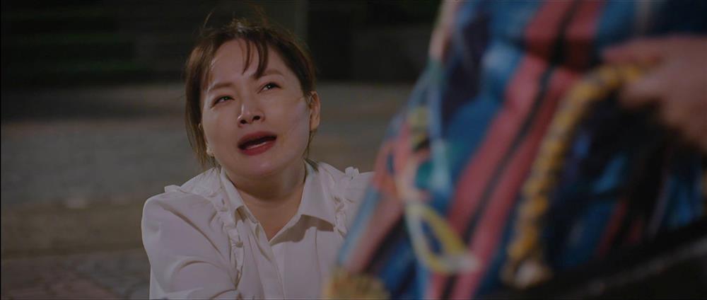 Té ngửa sự thật cảnh say mèm trong phim của người đẹp Việt-1