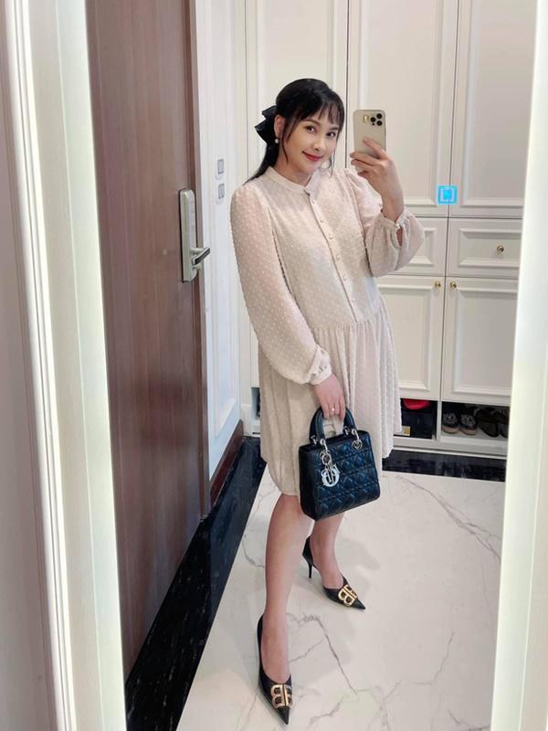 Bảo Thanh lộ vòng 2 lùm lùm, nghi vấn mang thai lần 3?-6