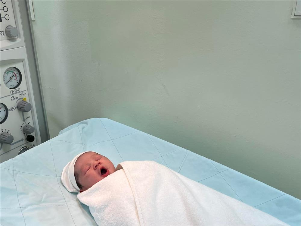 Vợ đại gia của Chi Bảo hạ sinh quý tử-1