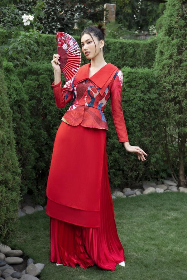 Chọn áo dài sắc màu nào để đón Tết thêm may mắn?-1