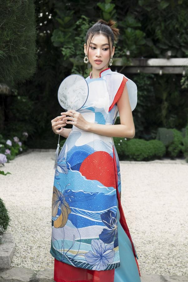 Chọn áo dài sắc màu nào để đón Tết thêm may mắn?-6