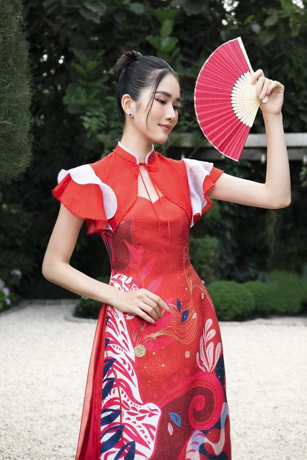 Chọn áo dài sắc màu nào để đón Tết thêm may mắn?-3