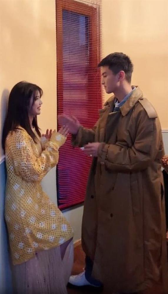 Trần Nghiên Hy lộ eo lùm lùm nghi bầu lần 2-1