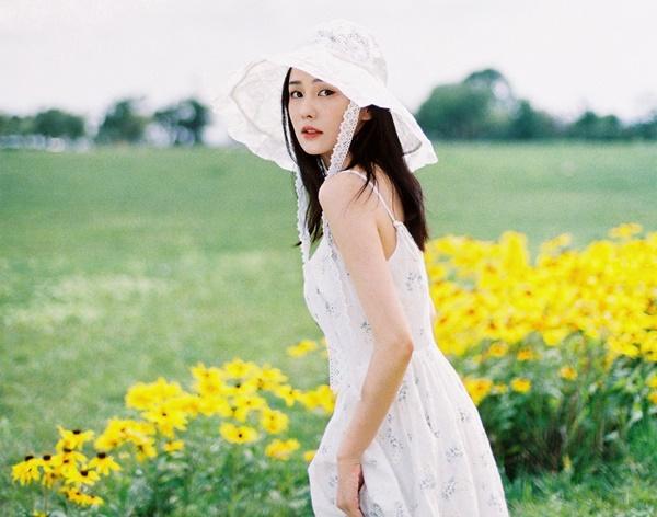 Bạch Lộc phá vỡ định kiến hot girl mạng-8