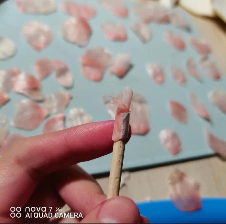 Xỉu up xỉu down hoa hồng thiết kế từ rác, chơi Tết là chuẩn bài-5