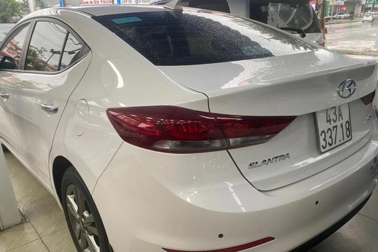 Gắn biển số thần tài giả, giống của xe Lexus để… câu like-2