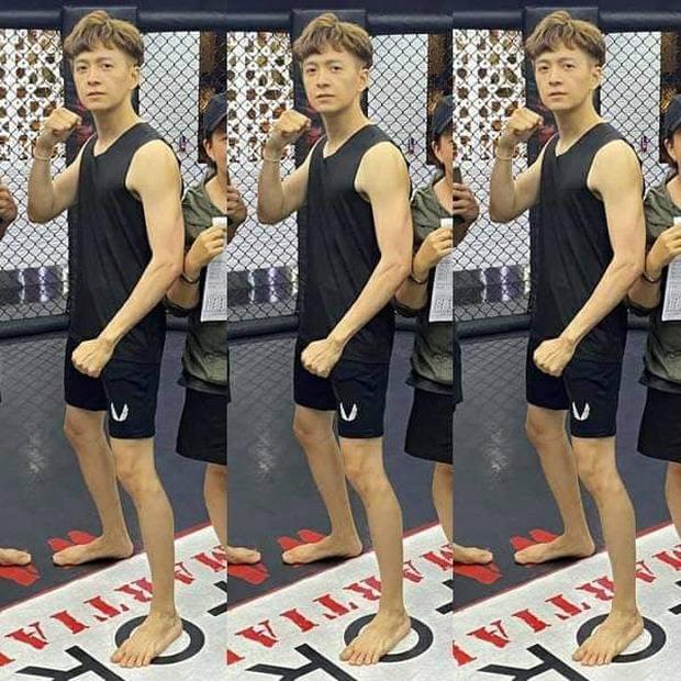 Ngô Kiến Huy khoe body mlem sau thời gian hốc hác héo mòn-8
